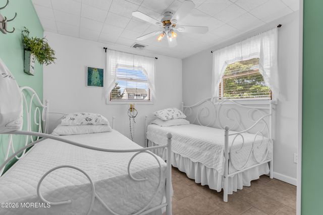 215 Pine Drive, Bayville, NJ 08721