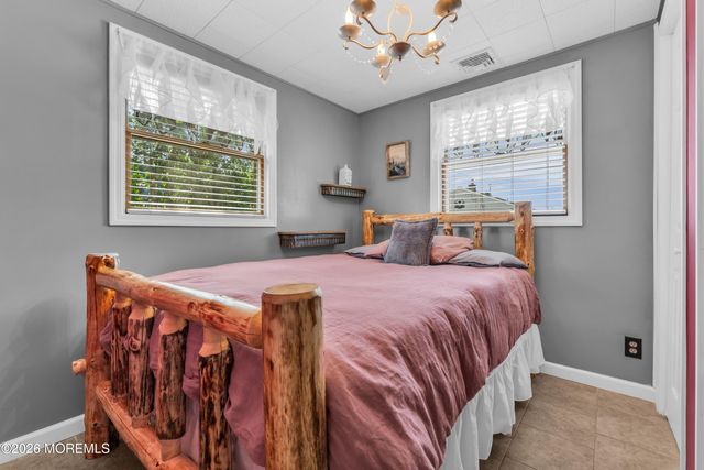 215 Pine Drive, Bayville, NJ 08721