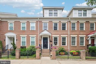 121 HERITAGE ST, Robbinsville, NJ 08691
