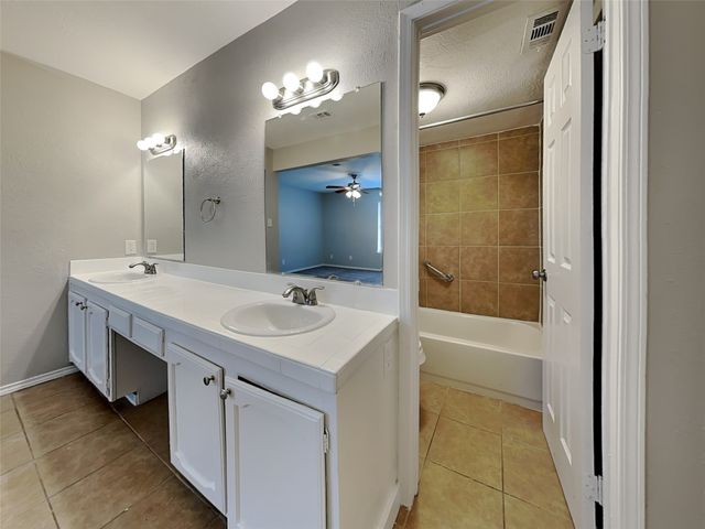 7621 Pebble Beach Drive, Rowlett, TX 75088