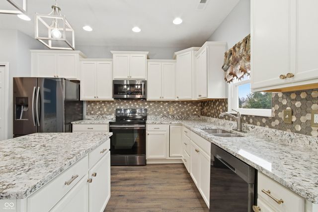 12335 Medford Place, Noblesville, IN 46060