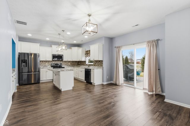 12335 Medford Place, Noblesville, IN 46060