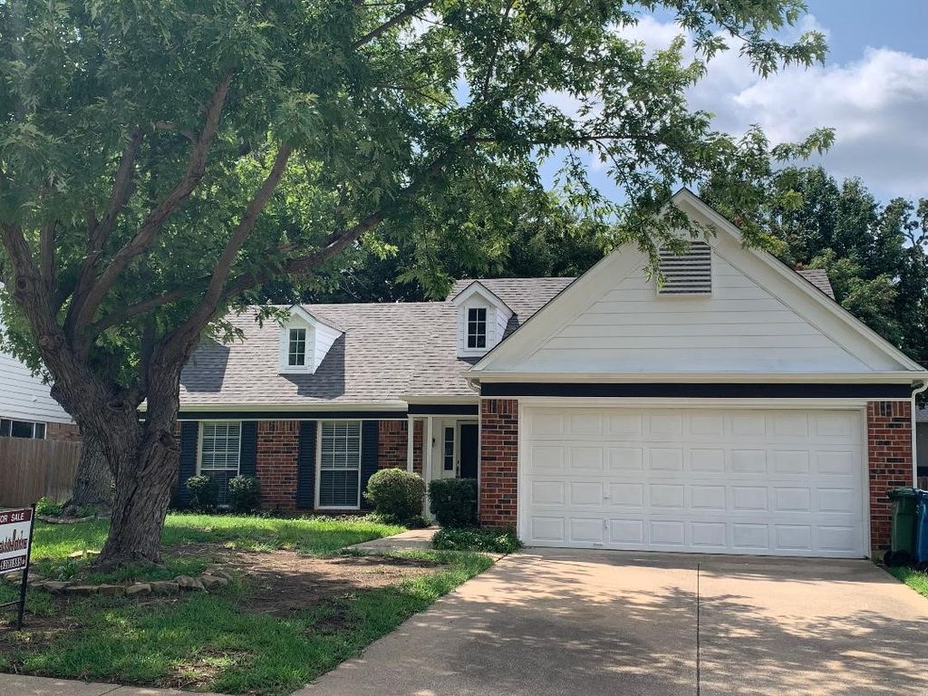 4360 Bradford Drive, Grapevine, TX 76051