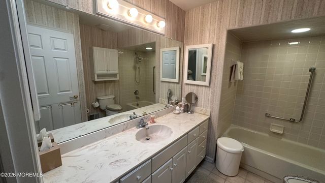 1905 Kwansan Court, Toms River, NJ 08755