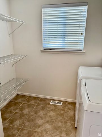 6712 S EARLY DAWN DR, West Jordan, UT 84081