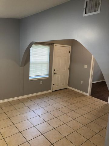 914 E 25th Street Left, Houston, TX 77009