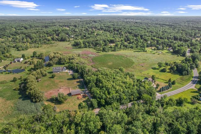 6182 N Territorial Road, Dexter, MI 48130