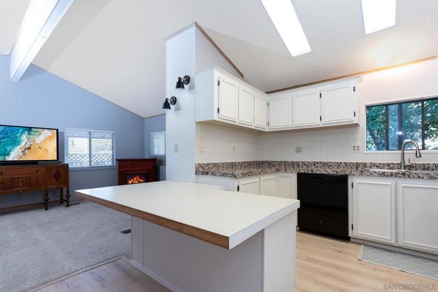 13490 Highway 8 Business SPC 24, Lakeside, CA 92040