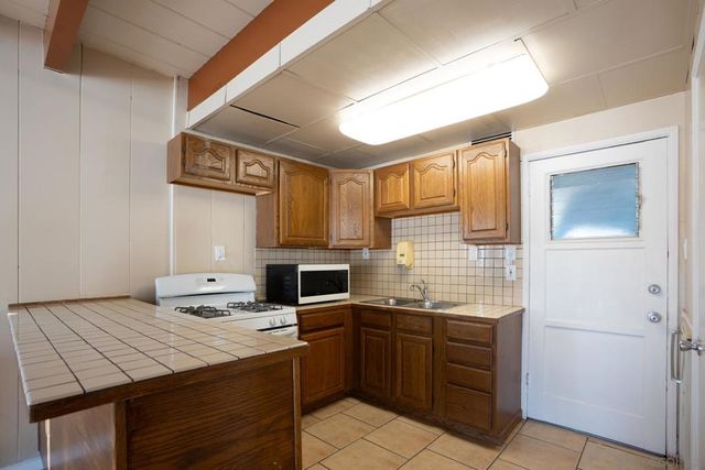 13490 Highway 8 Business SPC 24, Lakeside, CA 92040