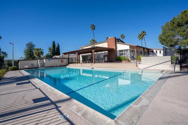 13490 Highway 8 Business SPC 24, Lakeside, CA 92040