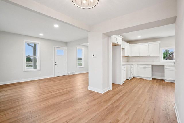 N5288 County Road D, Helenville, WI 53137