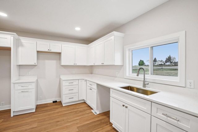 N5288 County Road D, Helenville, WI 53137