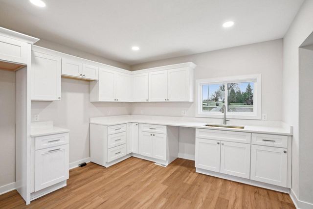 N5288 County Road D, Helenville, WI 53137