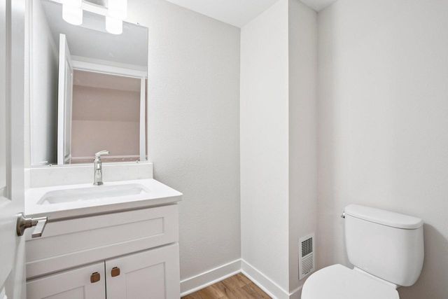 N5288 County Road D, Helenville, WI 53137