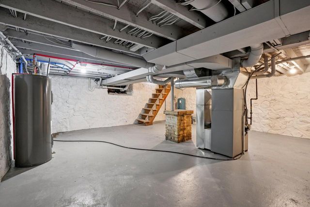 N5288 County Road D, Helenville, WI 53137