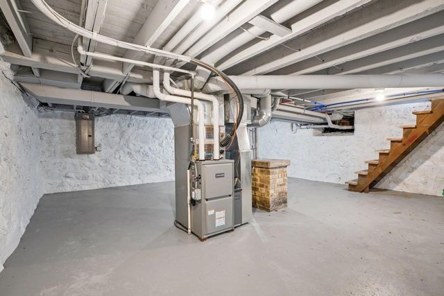 N5288 County Road D, Helenville, WI 53137