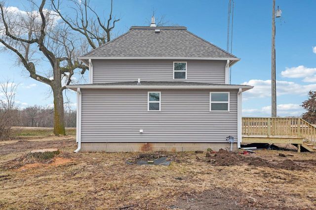 N5288 County Road D, Helenville, WI 53137