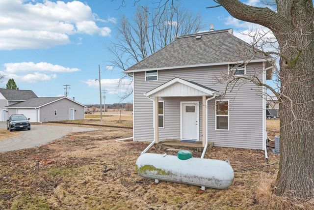 N5288 County Road D, Helenville, WI 53137