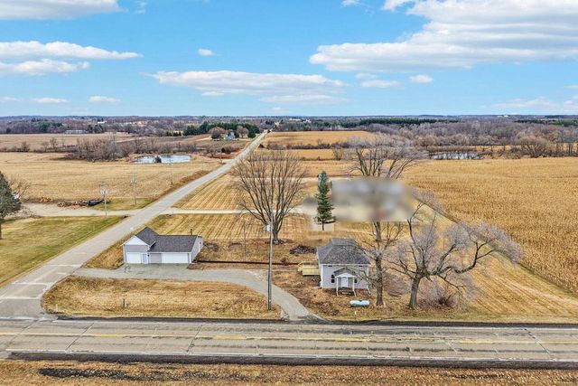 N5288 County Road D, Helenville, WI 53137