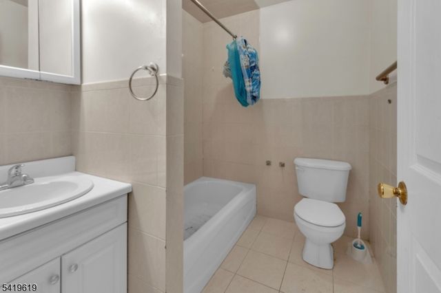 123 Malden Ter, Hillside Twp., NJ 07205