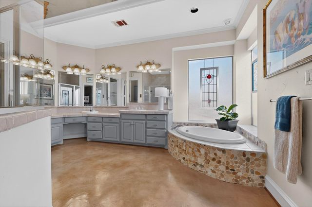 2108 Kyle Circle, Heath, TX 75032