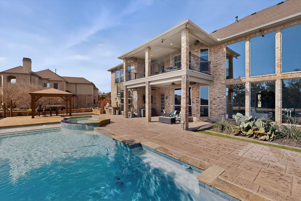 2108 Kyle Circle, Heath, TX 75032