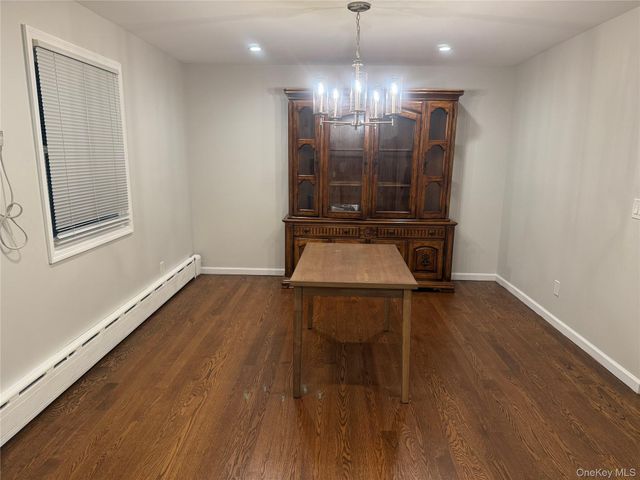 18 Juniper Road 2nd Floor, Port Washington, NY 11050