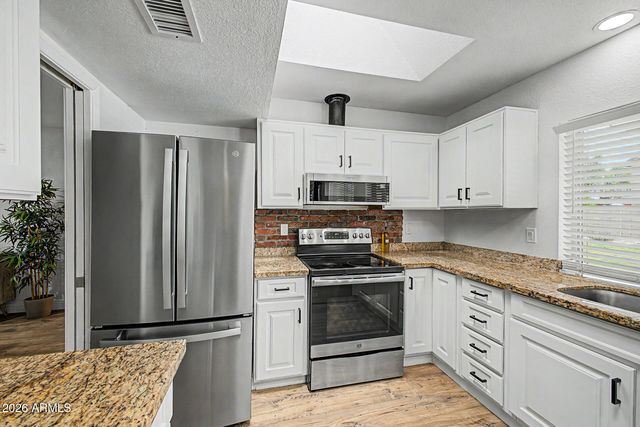 12025 N 61ST Drive, Glendale, AZ 85304