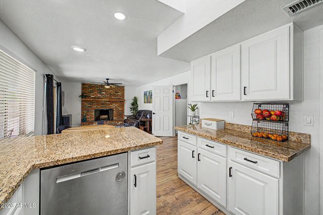 12025 N 61ST Drive, Glendale, AZ 85304