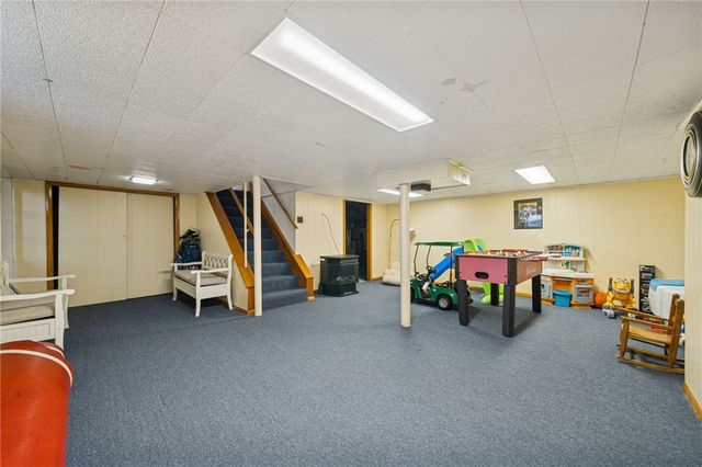 2527 Raymond Avenue, Derry Twp, PA 15650