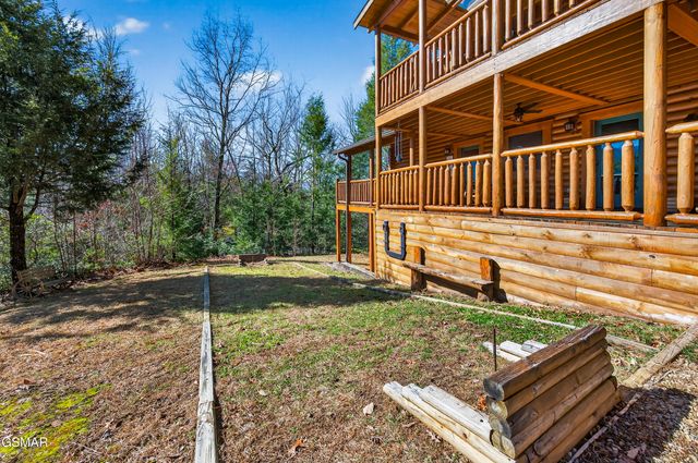 556 Thissa Way, Gatlinburg, TN 37738