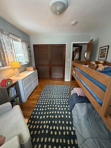 322 Roosevelt Avenue, Park Twp, MI 49424