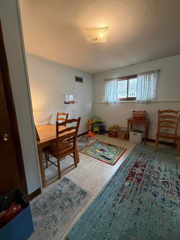 322 Roosevelt Avenue, Park Twp, MI 49424
