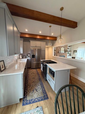 322 Roosevelt Avenue, Park Twp, MI 49424