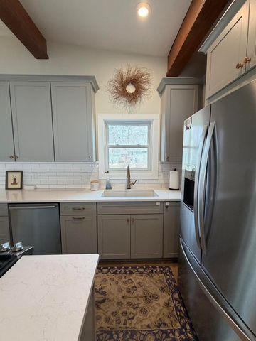 322 Roosevelt Avenue, Park Twp, MI 49424