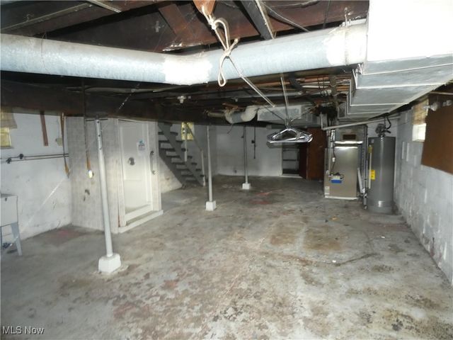 1020 Virginia Street, Martins Ferry, OH 43935