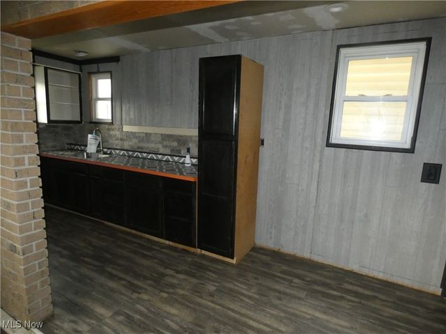 1020 Virginia Street, Martins Ferry, OH 43935