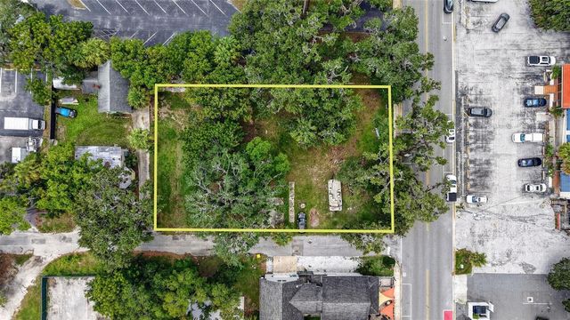 703 W MAGNOLIA STREET, Leesburg, FL 34748