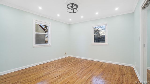 21 Linden Boulevard, Hicksville, NY 11801