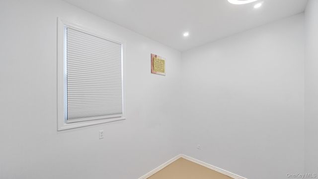 21 Linden Boulevard, Hicksville, NY 11801