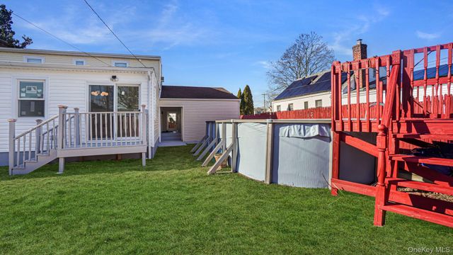 21 Linden Boulevard, Hicksville, NY 11801