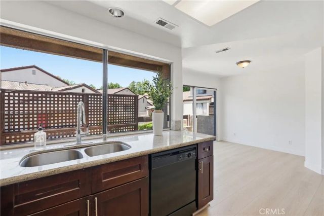 22 Mesquite Place, Pomona, CA 91766