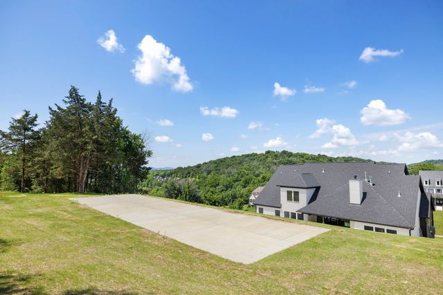 1884 Barnstaple Ln, Brentwood, TN 37027