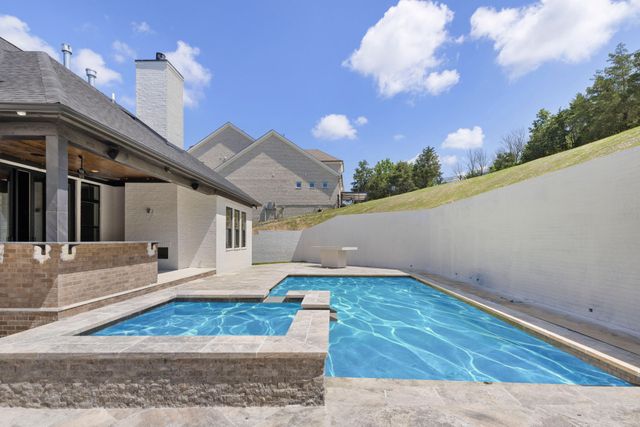 1884 Barnstaple Ln, Brentwood, TN 37027