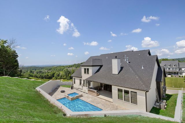 1884 Barnstaple Ln, Brentwood, TN 37027