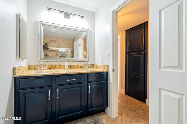 4026 S HOLBROOK Lane, Tempe, AZ 85282