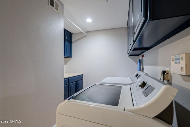 4026 S HOLBROOK Lane, Tempe, AZ 85282