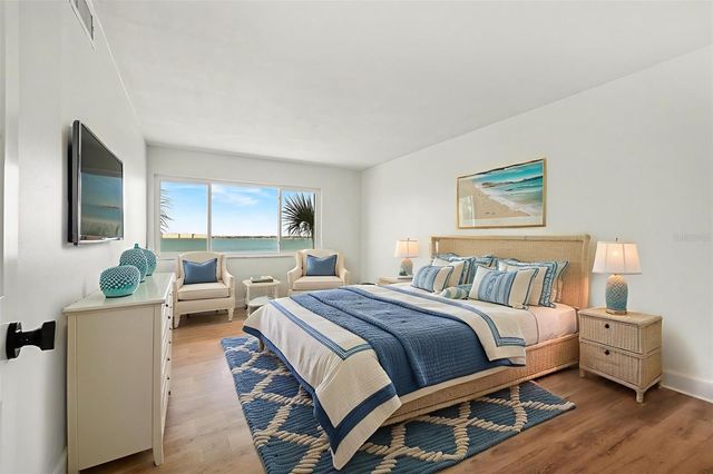 5541 PUERTA DEL SOL BOULEVARD S 314, St Petersburg, FL 33715