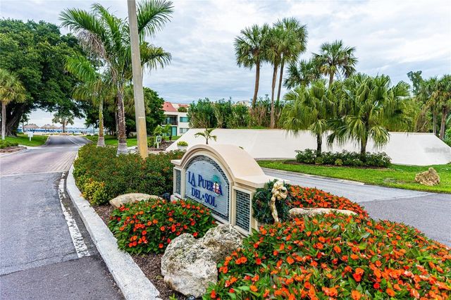 5541 PUERTA DEL SOL BOULEVARD S 314, St Petersburg, FL 33715