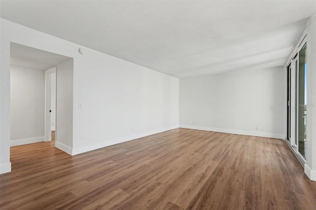 5541 PUERTA DEL SOL BOULEVARD S 314, St Petersburg, FL 33715